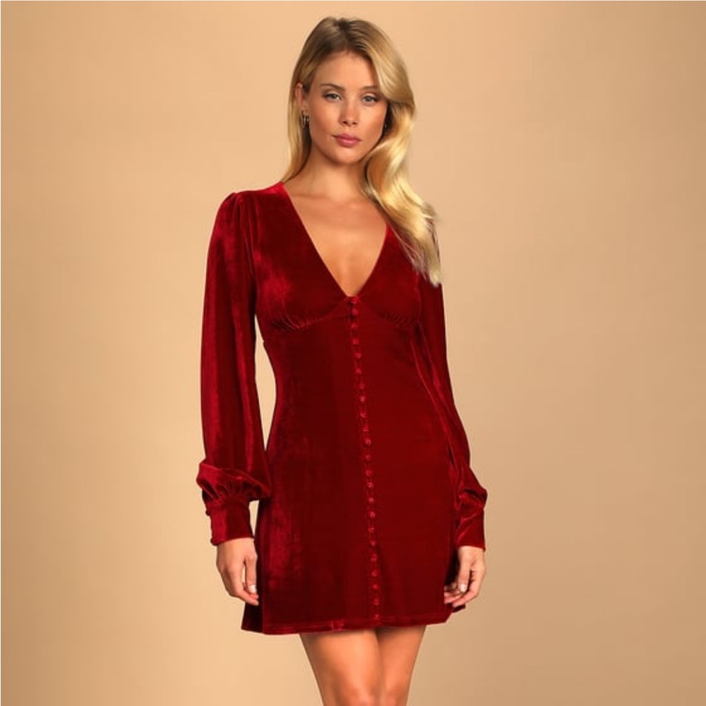 NWOT LULUS Velvet red Button up mini dress